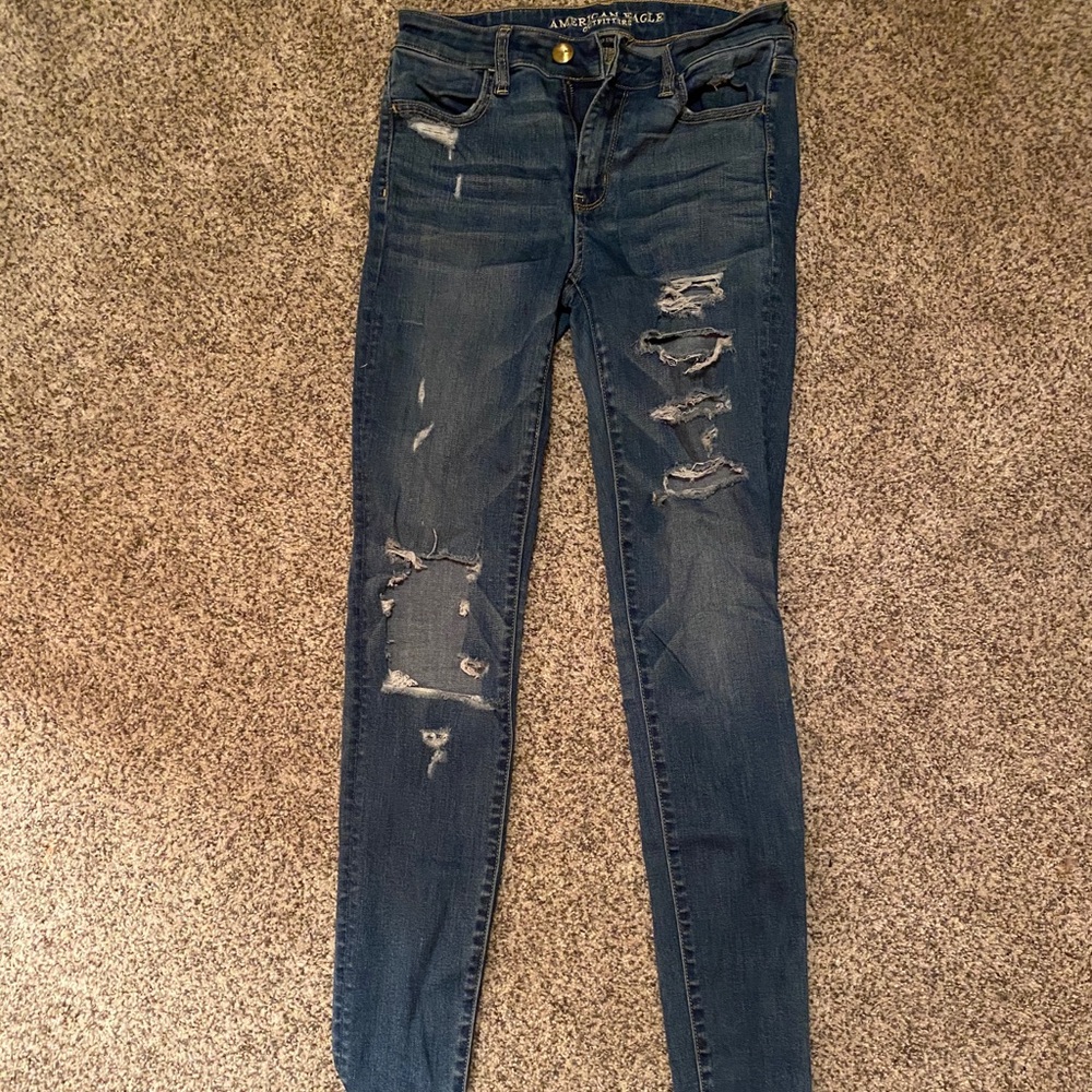 American Eagle distressed jeans